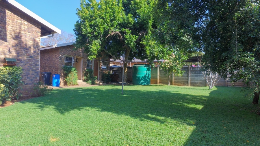 3 Bedroom Property for Sale in Bodorp North West